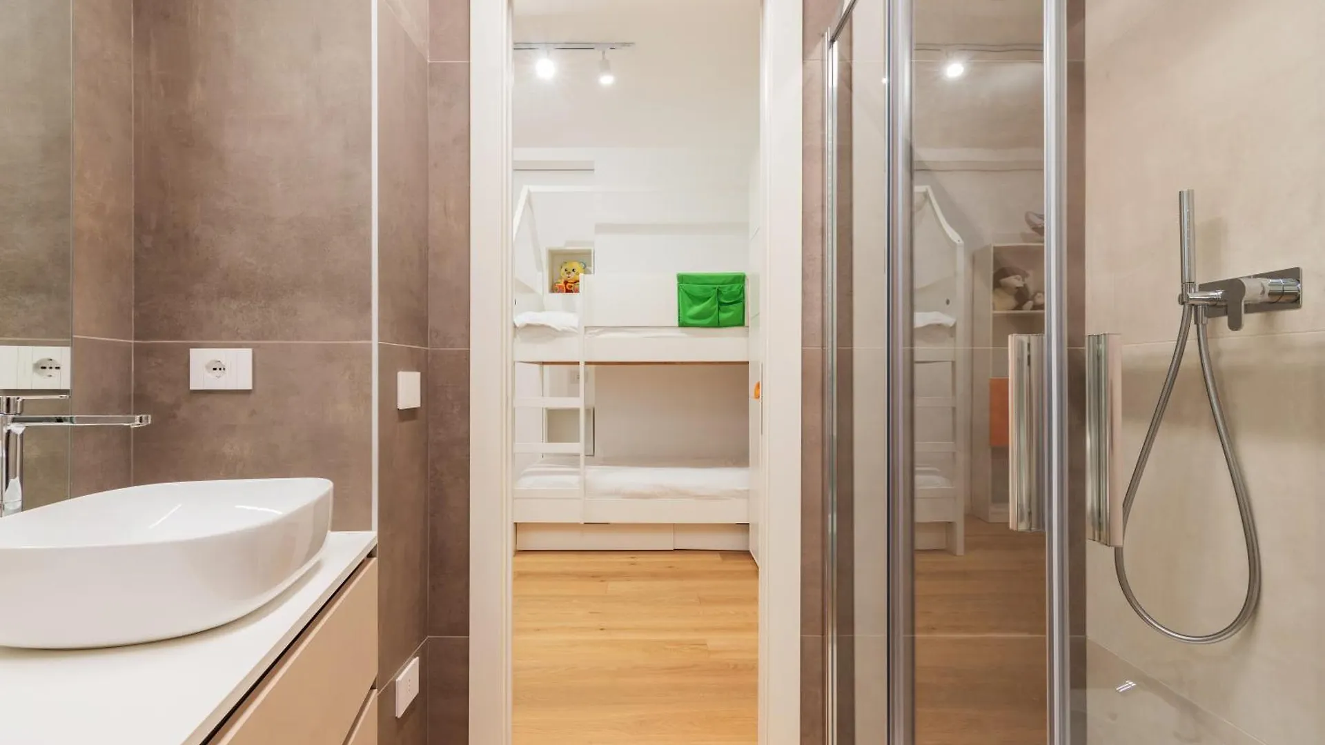 Splendido Trilocale A Milano: Comfort E Stile 0*, Milan Italy