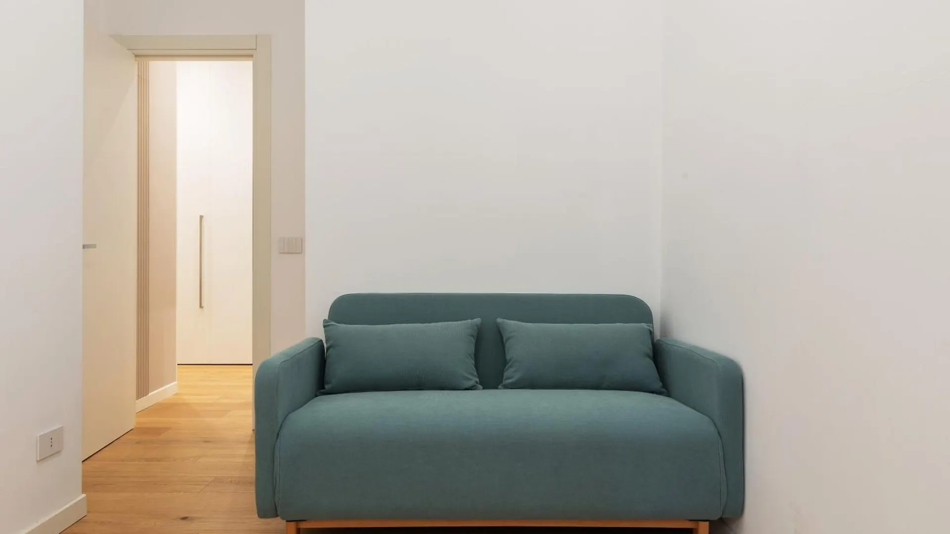 Apartment Splendido Trilocale A Milano: Comfort E Stile Italy